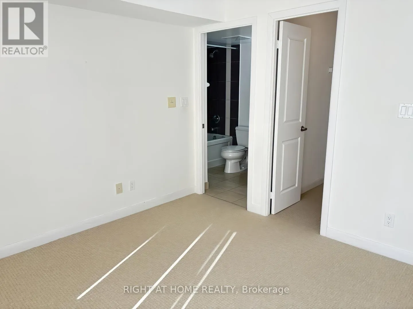 1009 - 5791 YONGE STREET