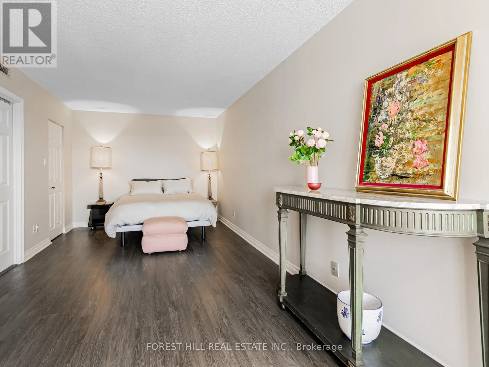 1810/1809 - 175 CUMBERLAND STREET