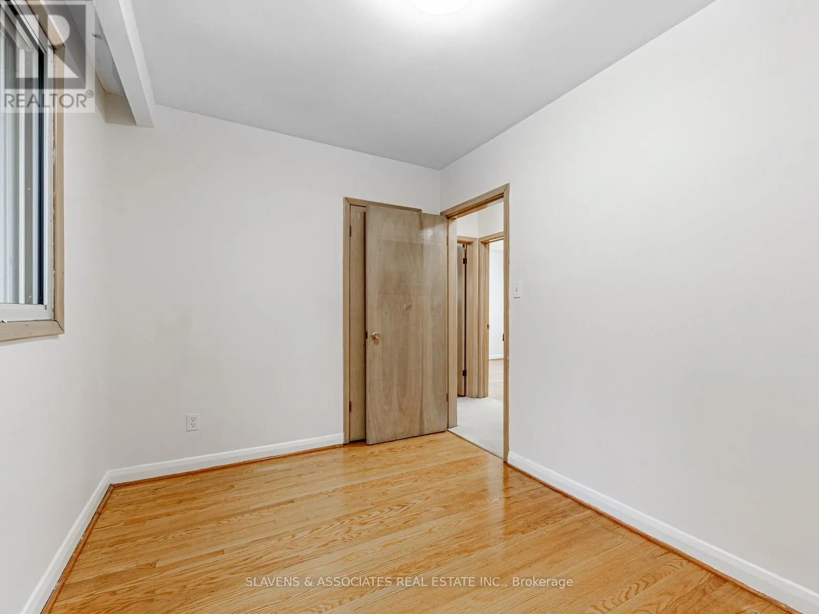 796 DAVENPORT ROAD