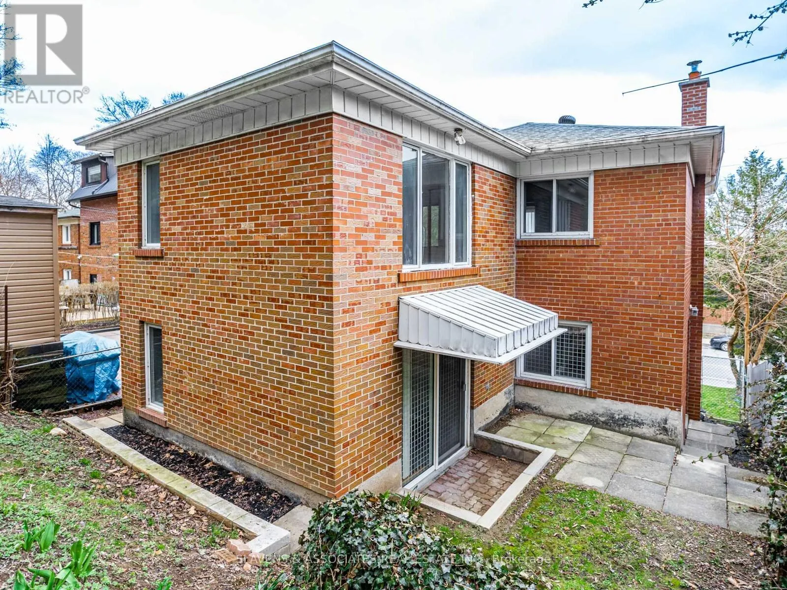 796 DAVENPORT ROAD