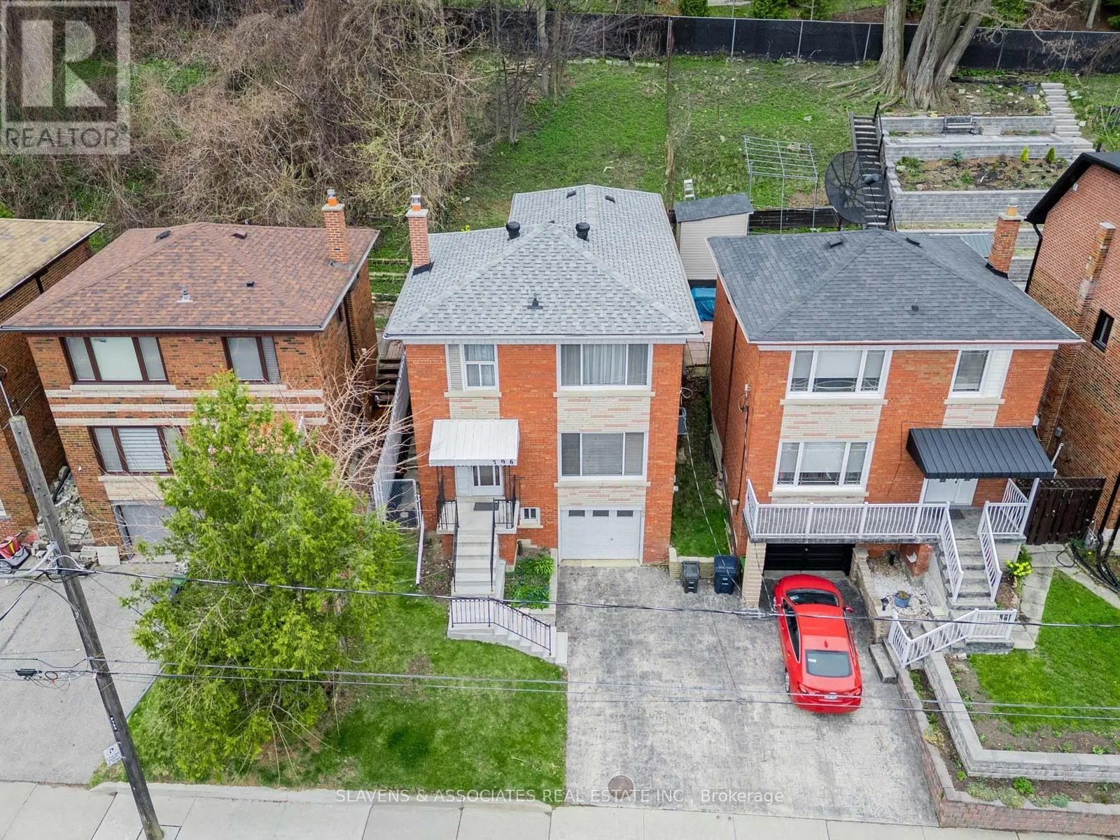 796 DAVENPORT ROAD