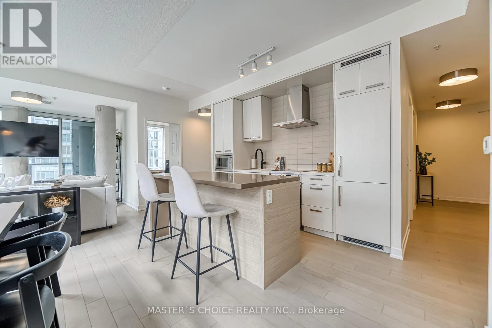 N502 - 455 FRONT STREET E
