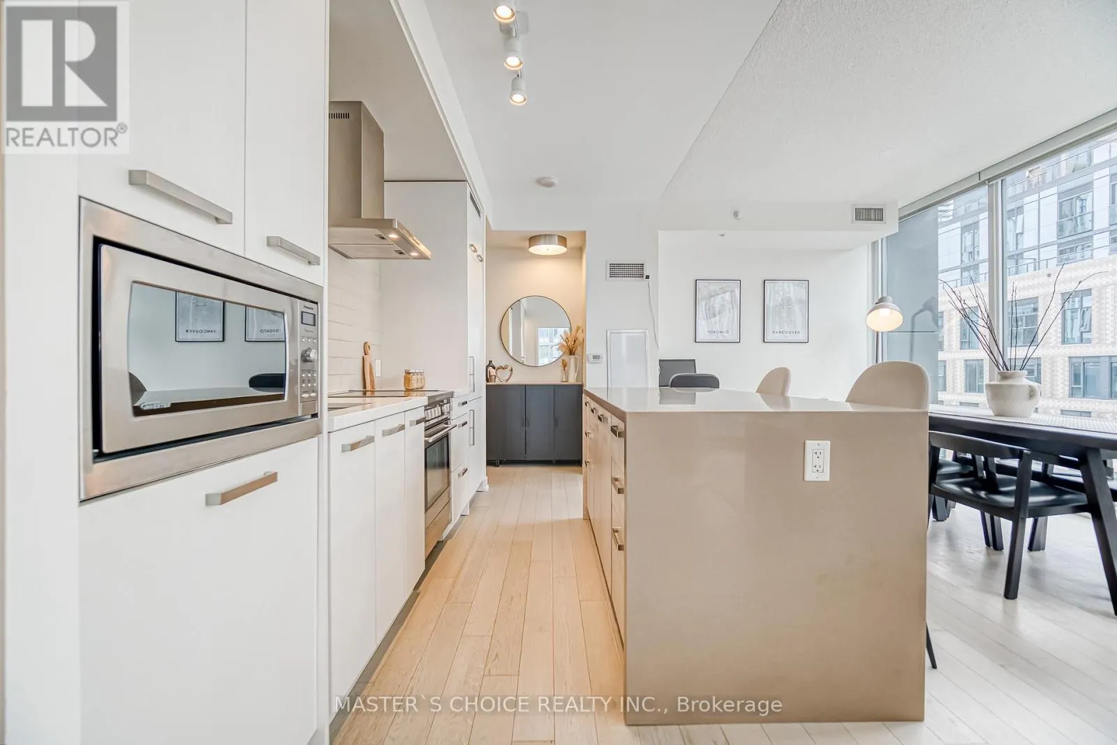 N502 - 455 FRONT STREET E