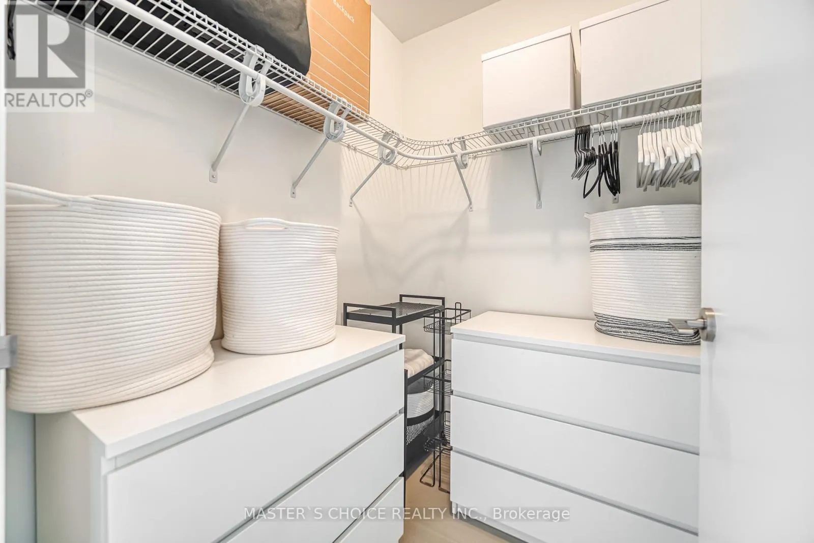 N502 - 455 FRONT STREET E