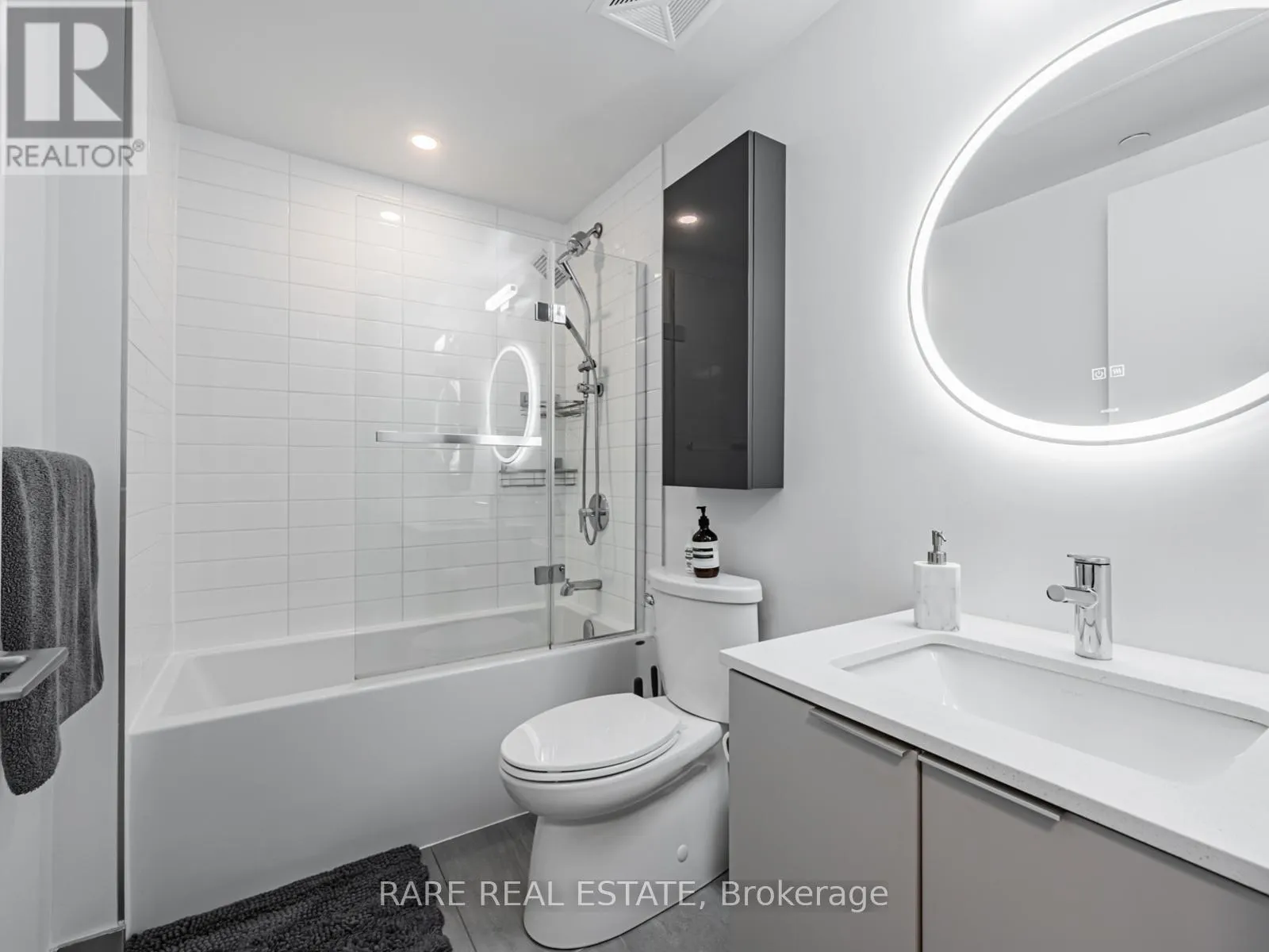 1505 - 357 KING STREET W
