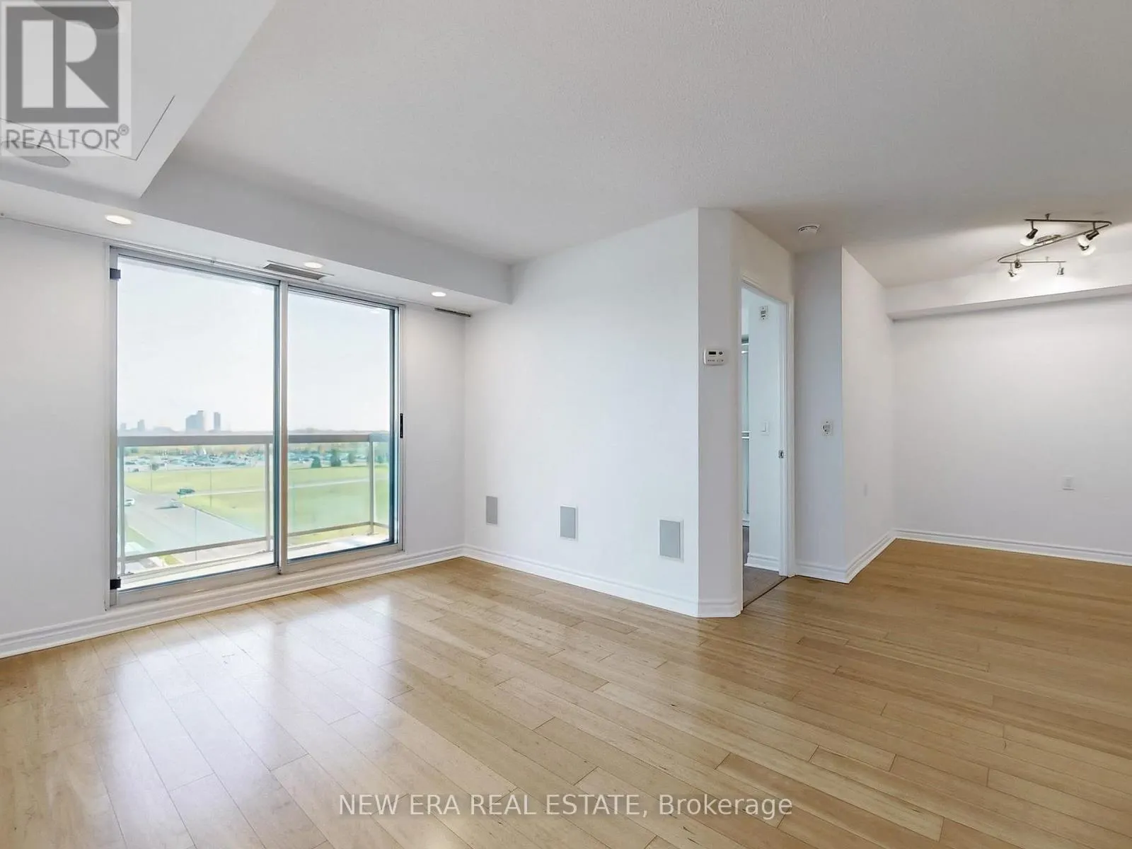 706 - 1030 SHEPPARD AVENUE W