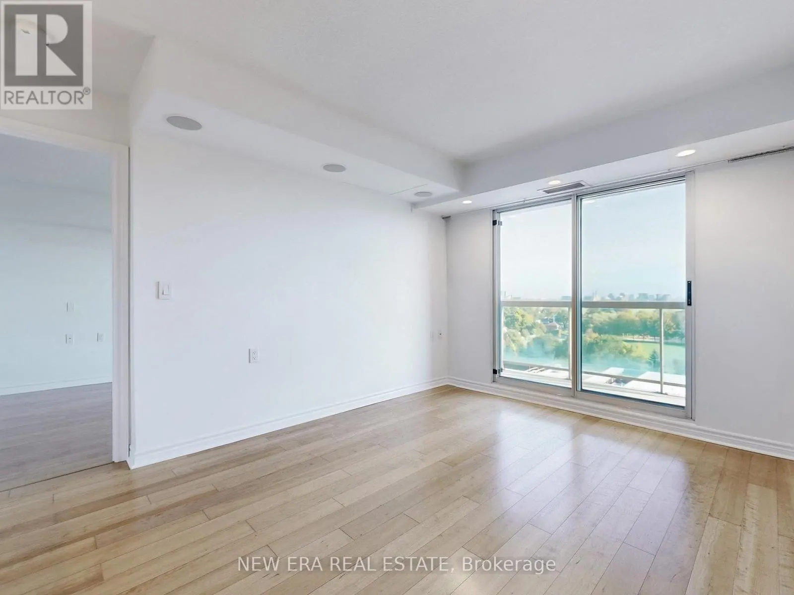 706 - 1030 SHEPPARD AVENUE W