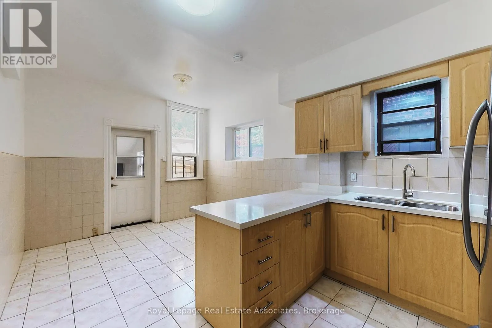 143 SEATON STREET