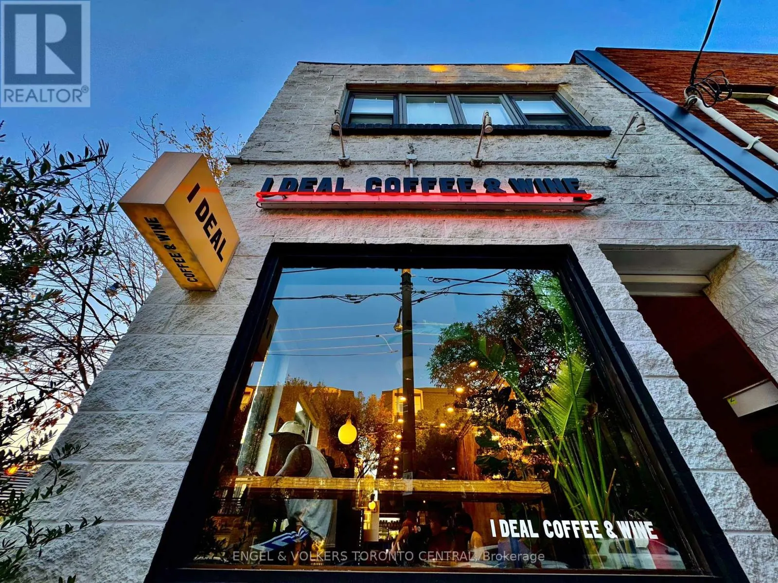 216 - 51 HALTON STREET