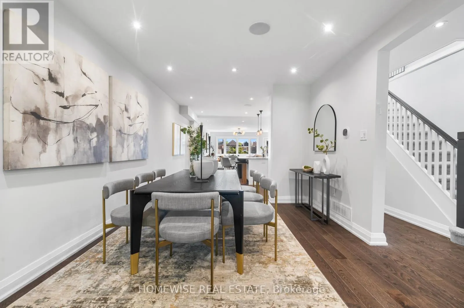 17 EARNSCLIFFE ROAD