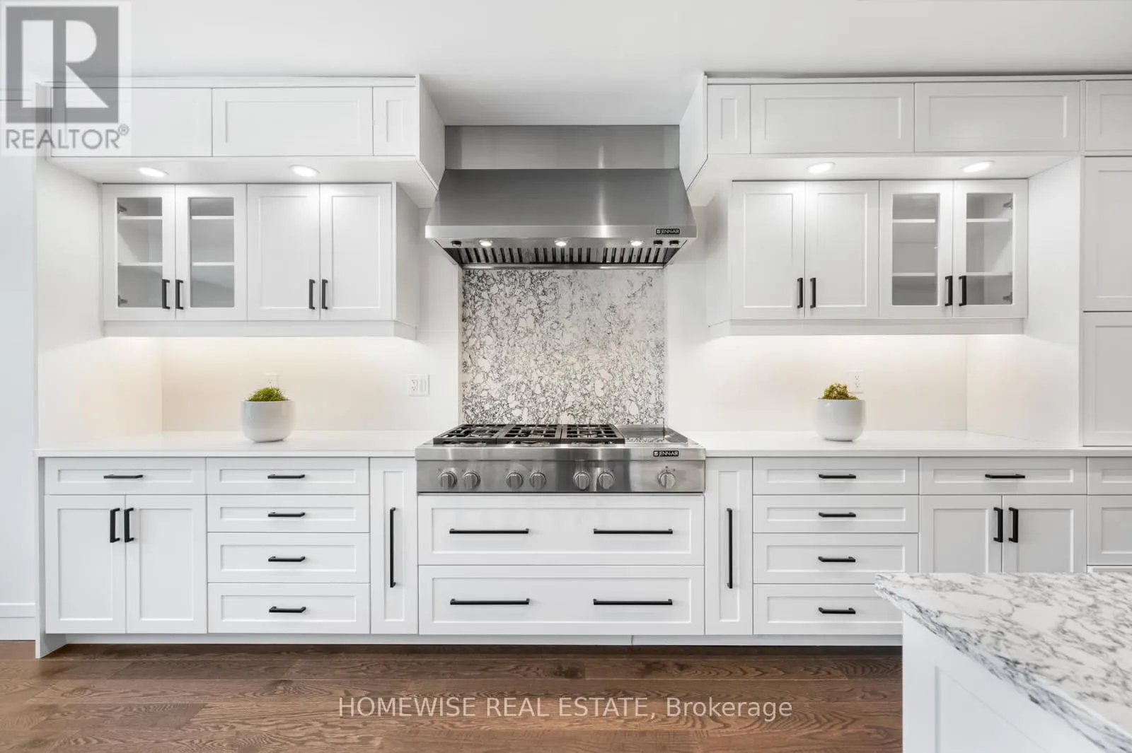 17 EARNSCLIFFE ROAD