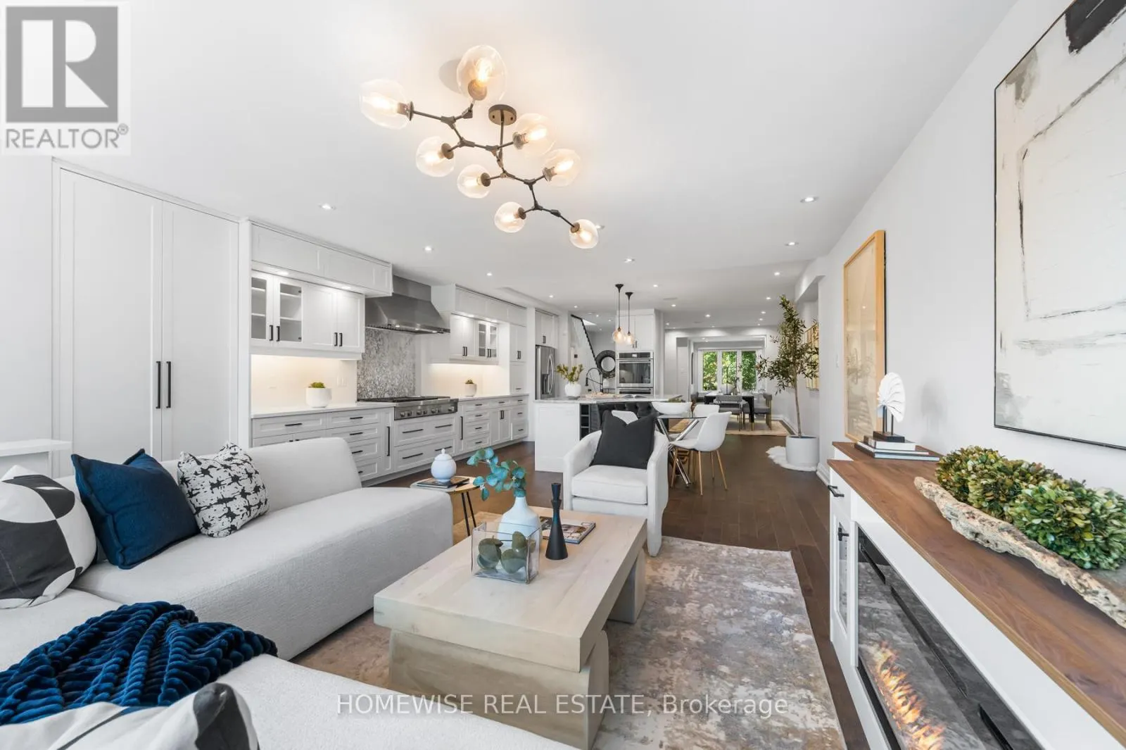 17 EARNSCLIFFE ROAD