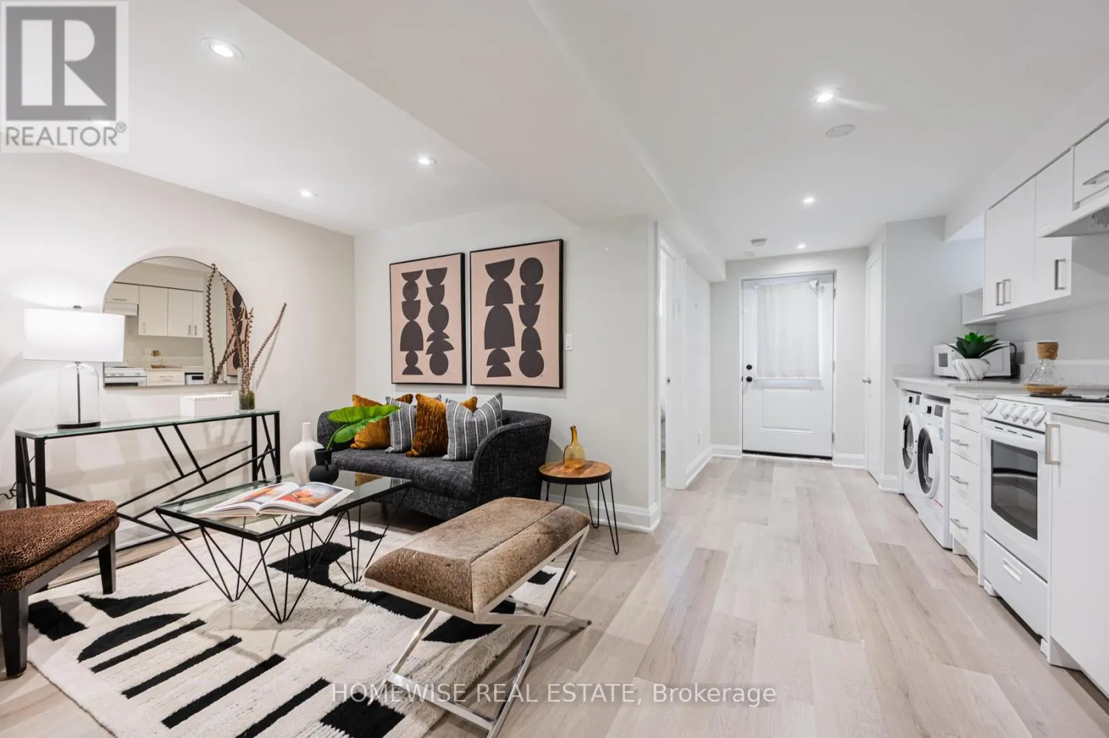 17 EARNSCLIFFE ROAD