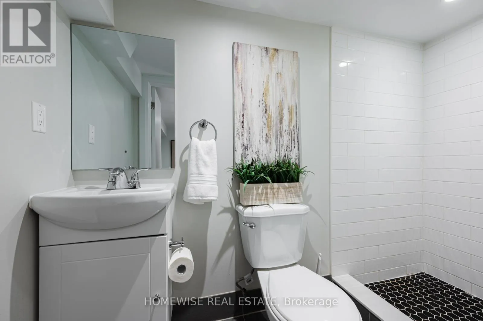 17 EARNSCLIFFE ROAD