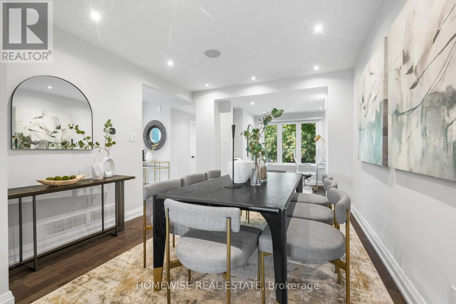 17 EARNSCLIFFE ROAD