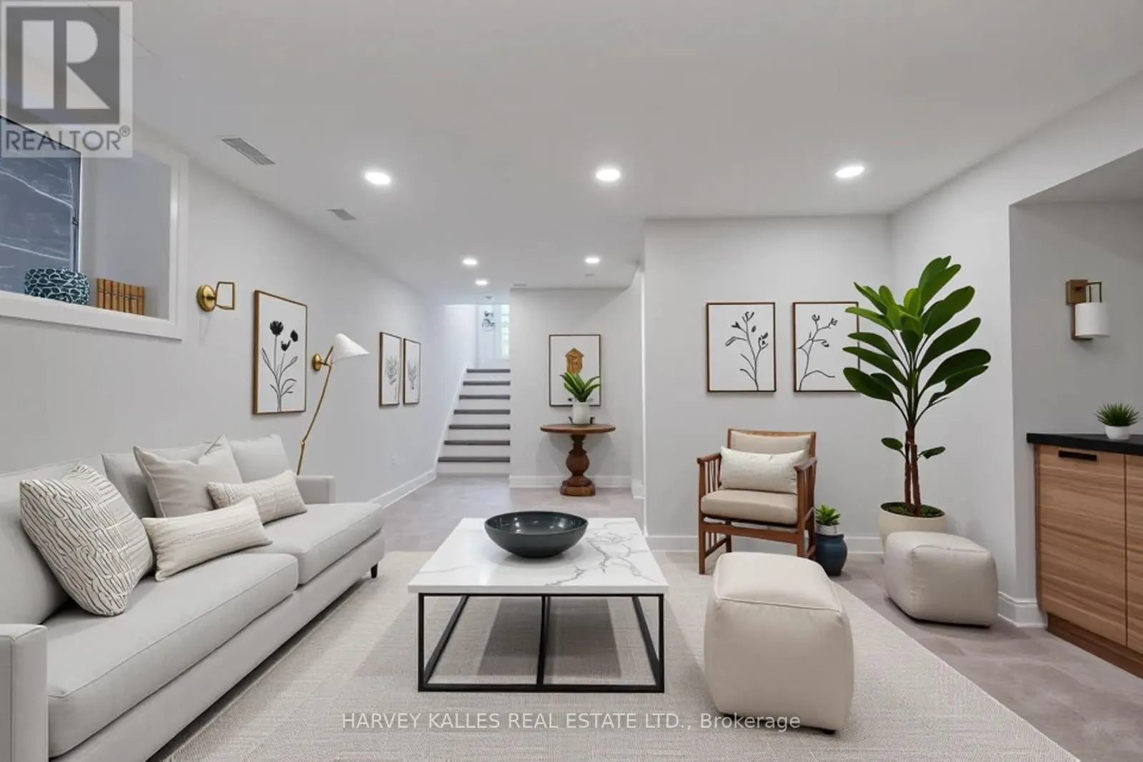 7 EDGEDALE ROAD