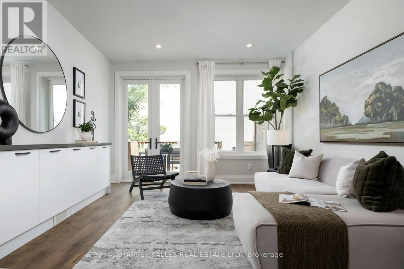 7 EDGEDALE ROAD