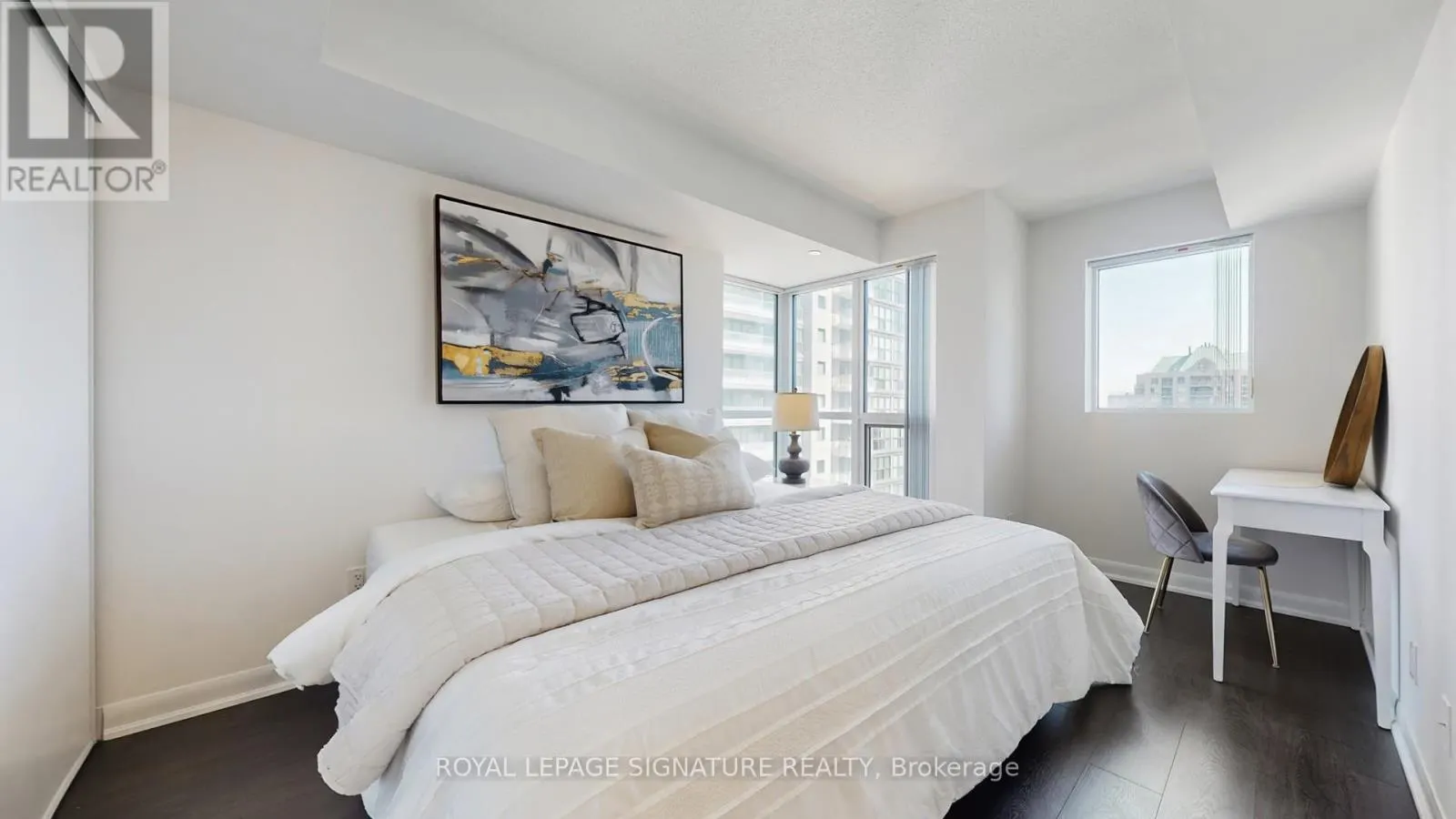1807 - 5162 YONGE STREET