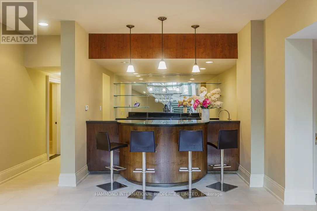 32 ARJAY CRESCENT