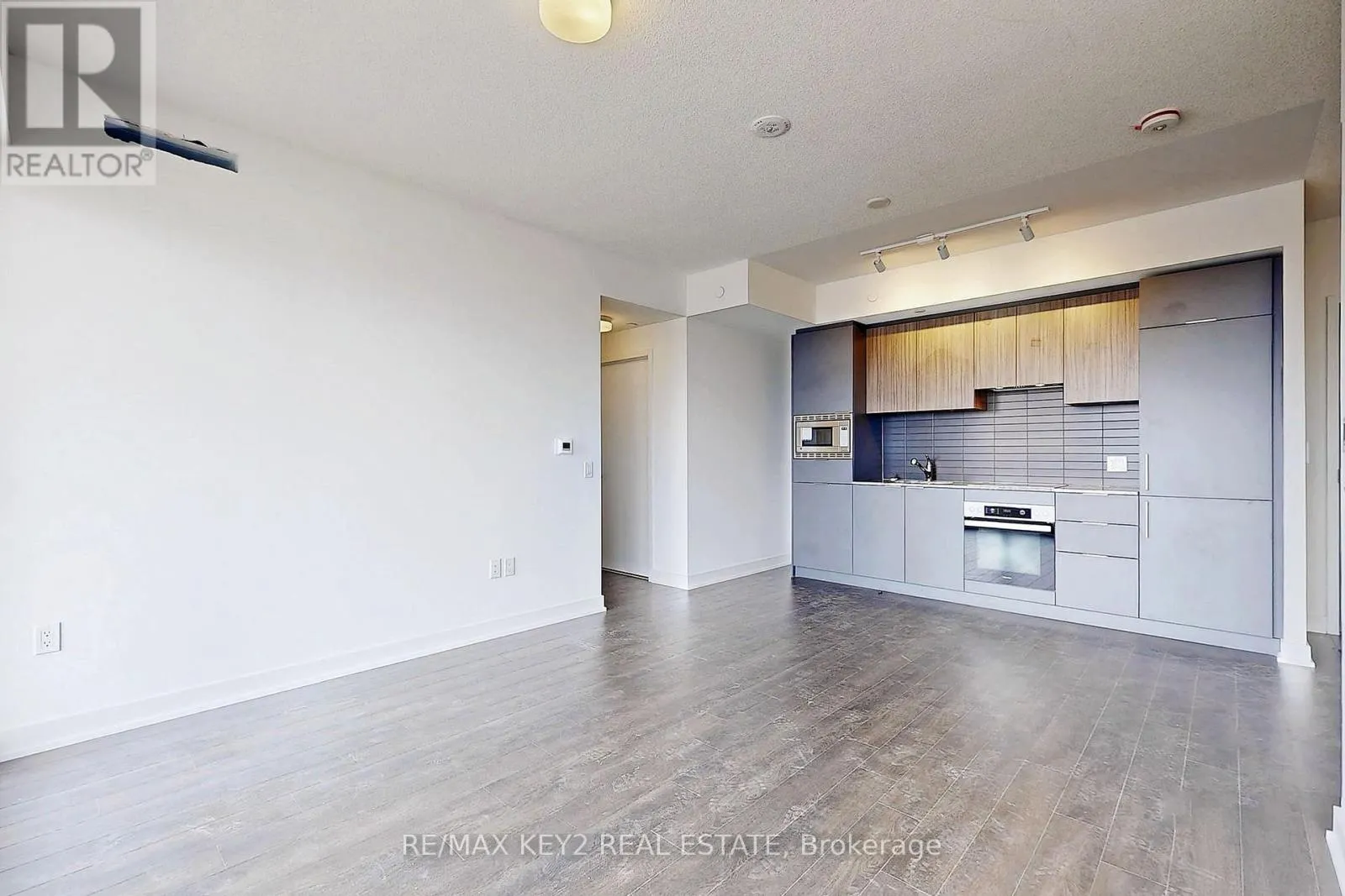 611 - 50 O'NEILL ROAD