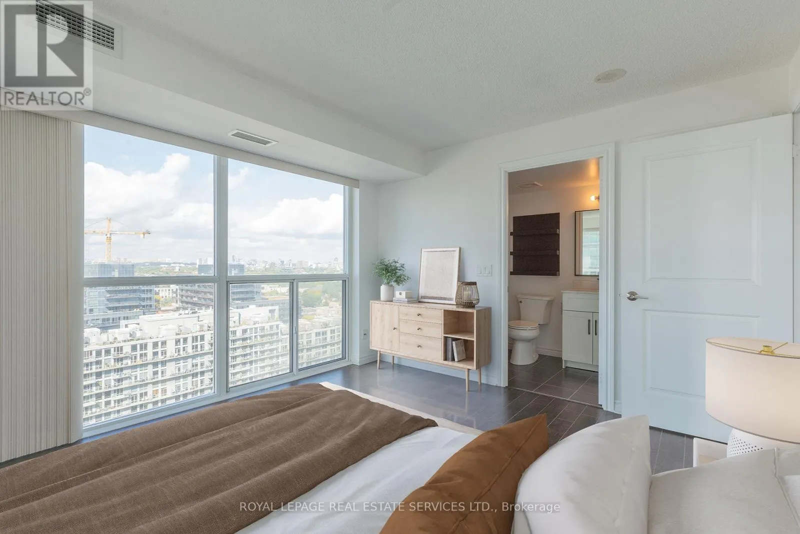 1807 - 100 WESTERN BATTERY ROAD
