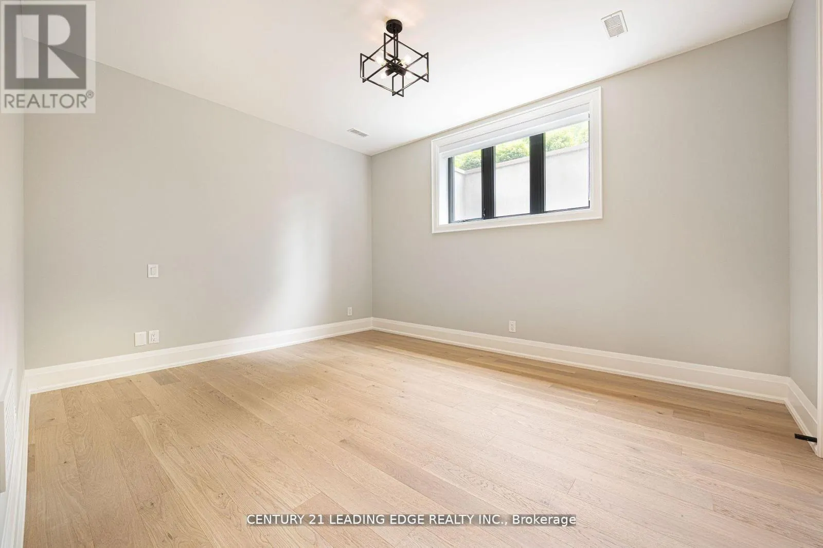 48 TANGMERE ROAD
