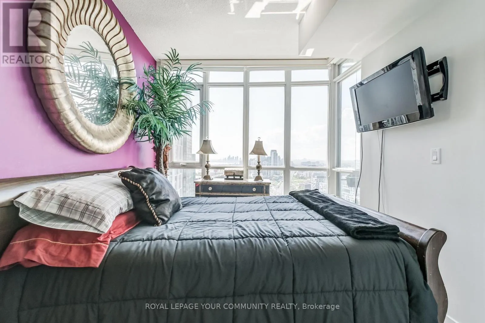 3611 - 21 ICEBOAT TERRACE