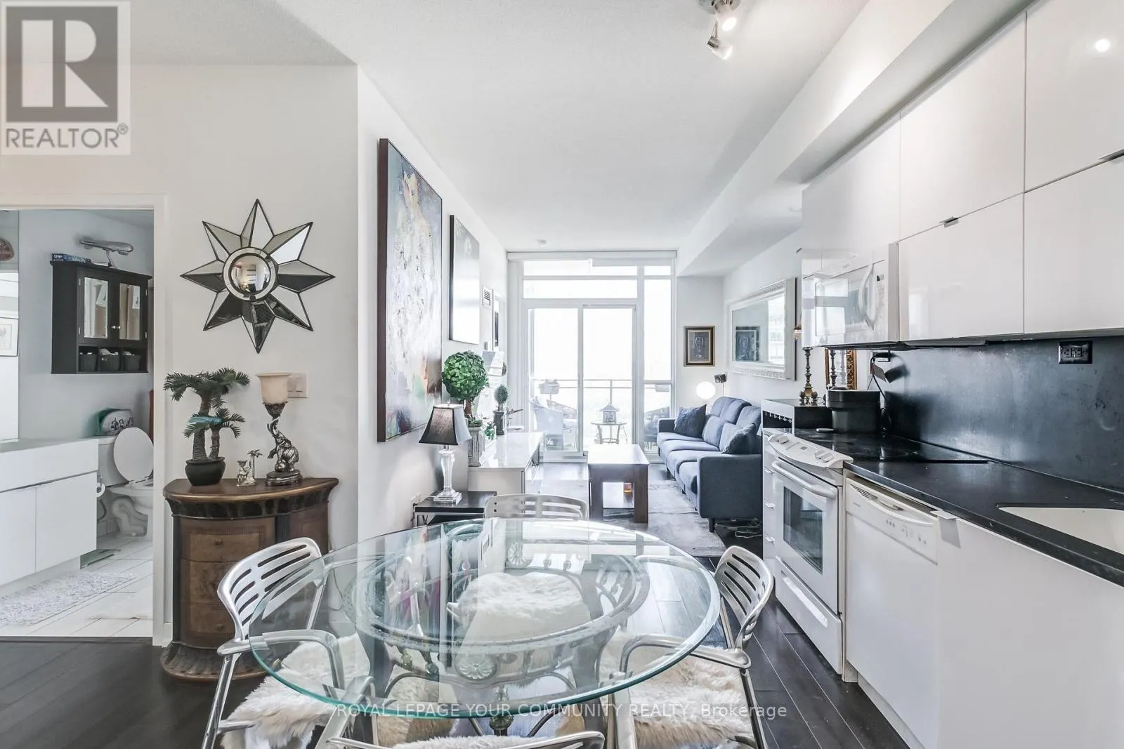 3611 - 21 ICEBOAT TERRACE