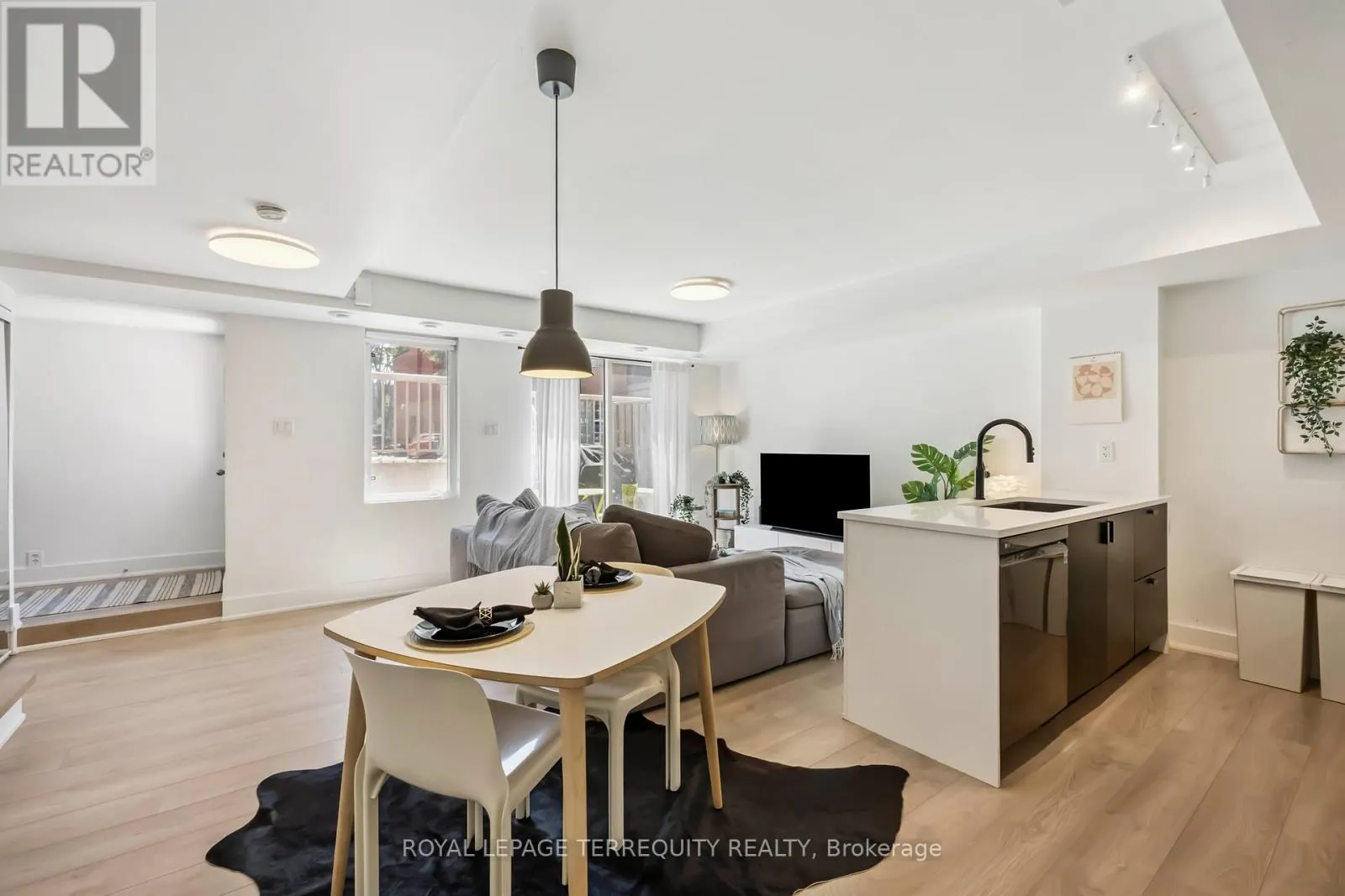 107 - 1 RUTTAN STREET