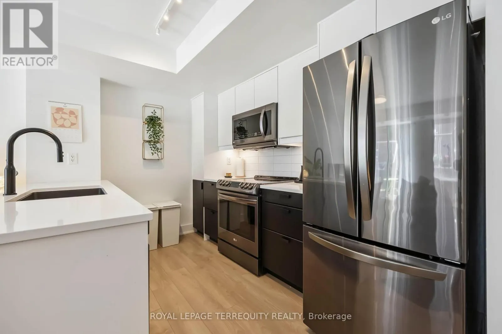 107 - 1 RUTTAN STREET