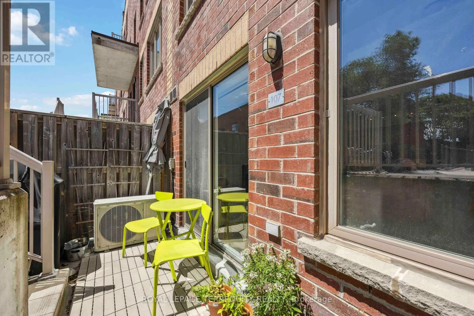 107 - 1 RUTTAN STREET