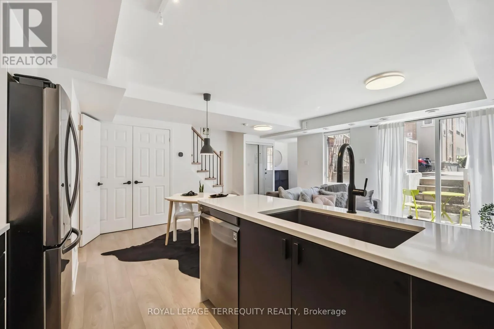 107 - 1 RUTTAN STREET