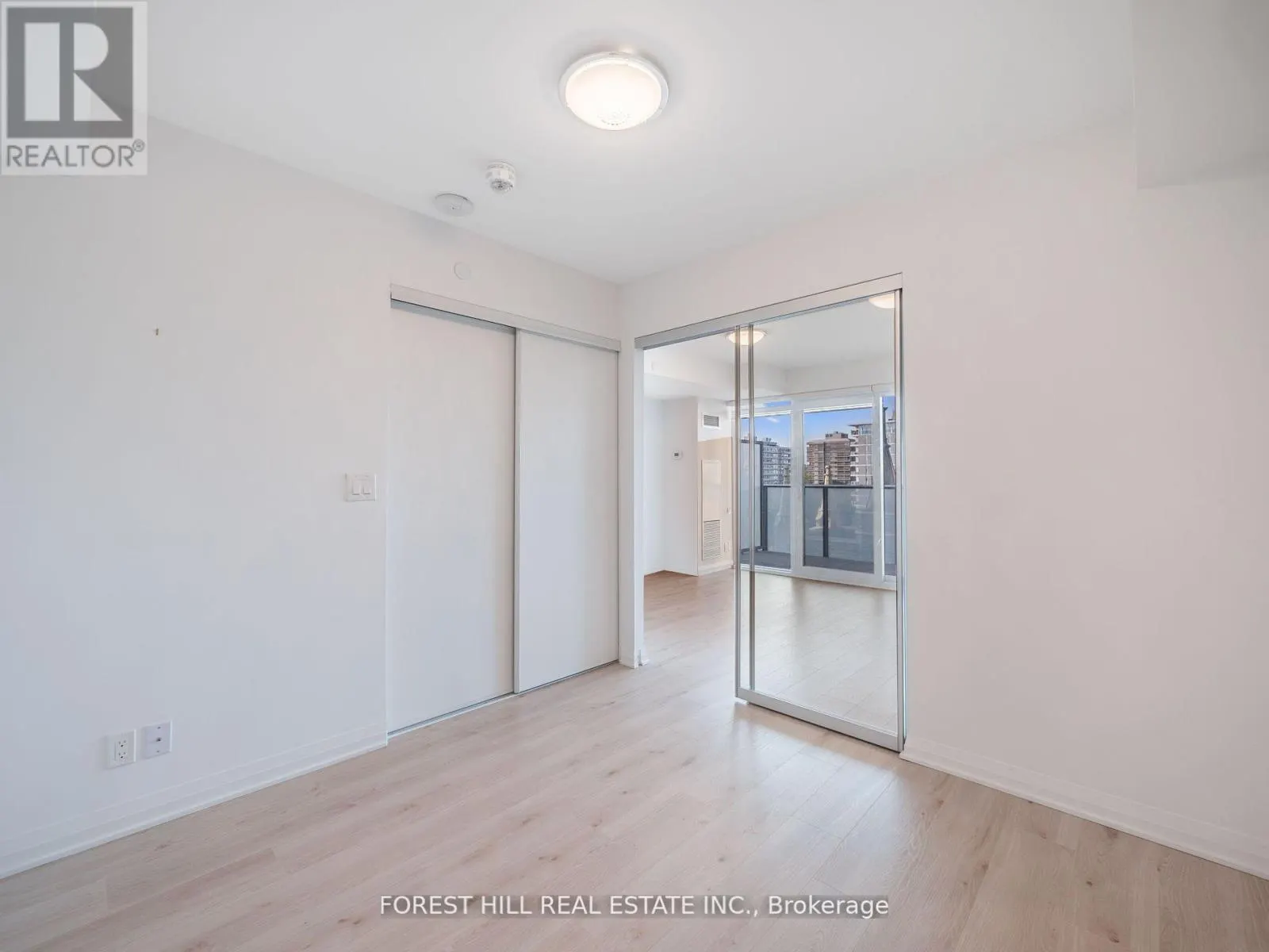 1007 - 99 FOXBAR ROAD