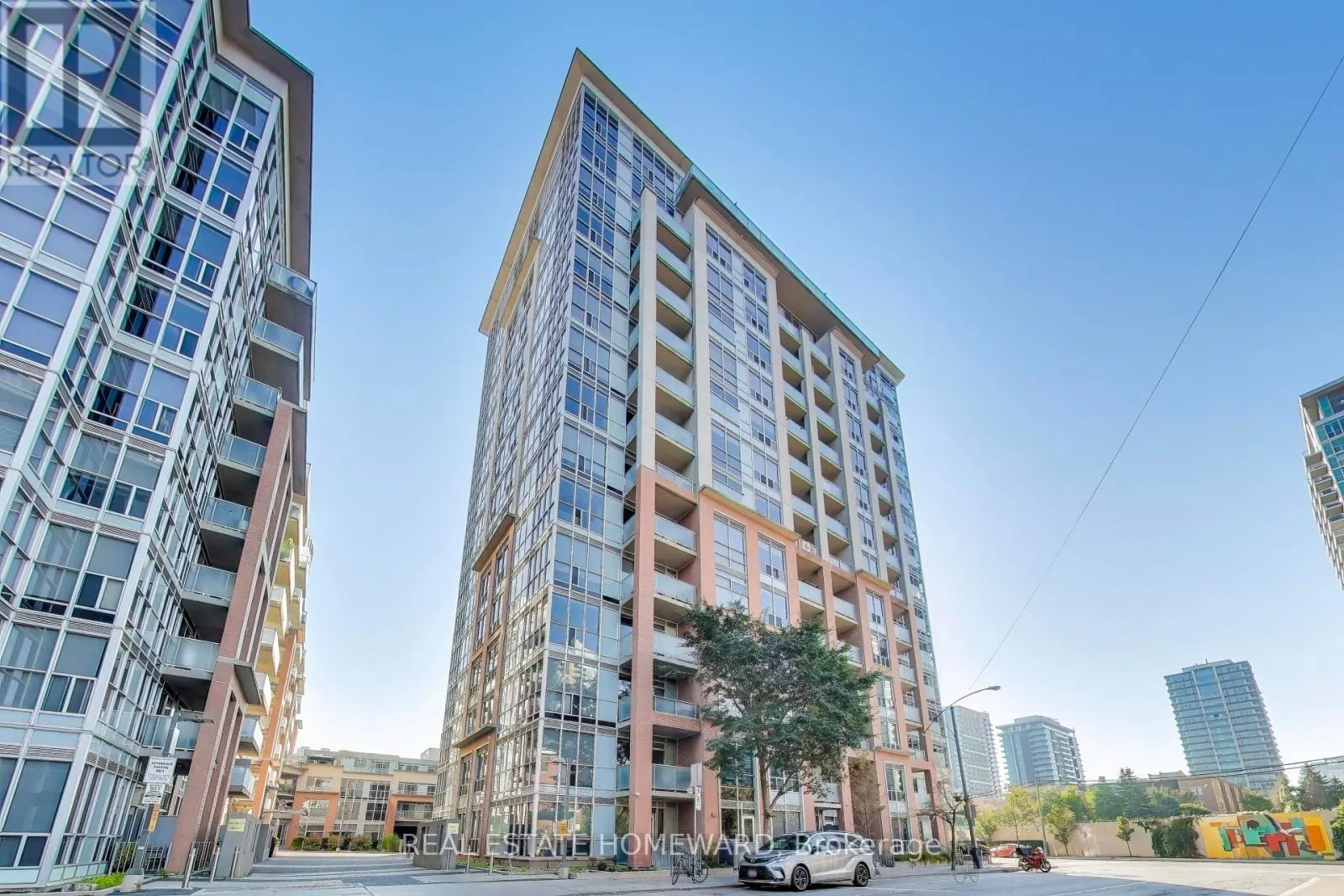 1201 - 1 SHAW STREET