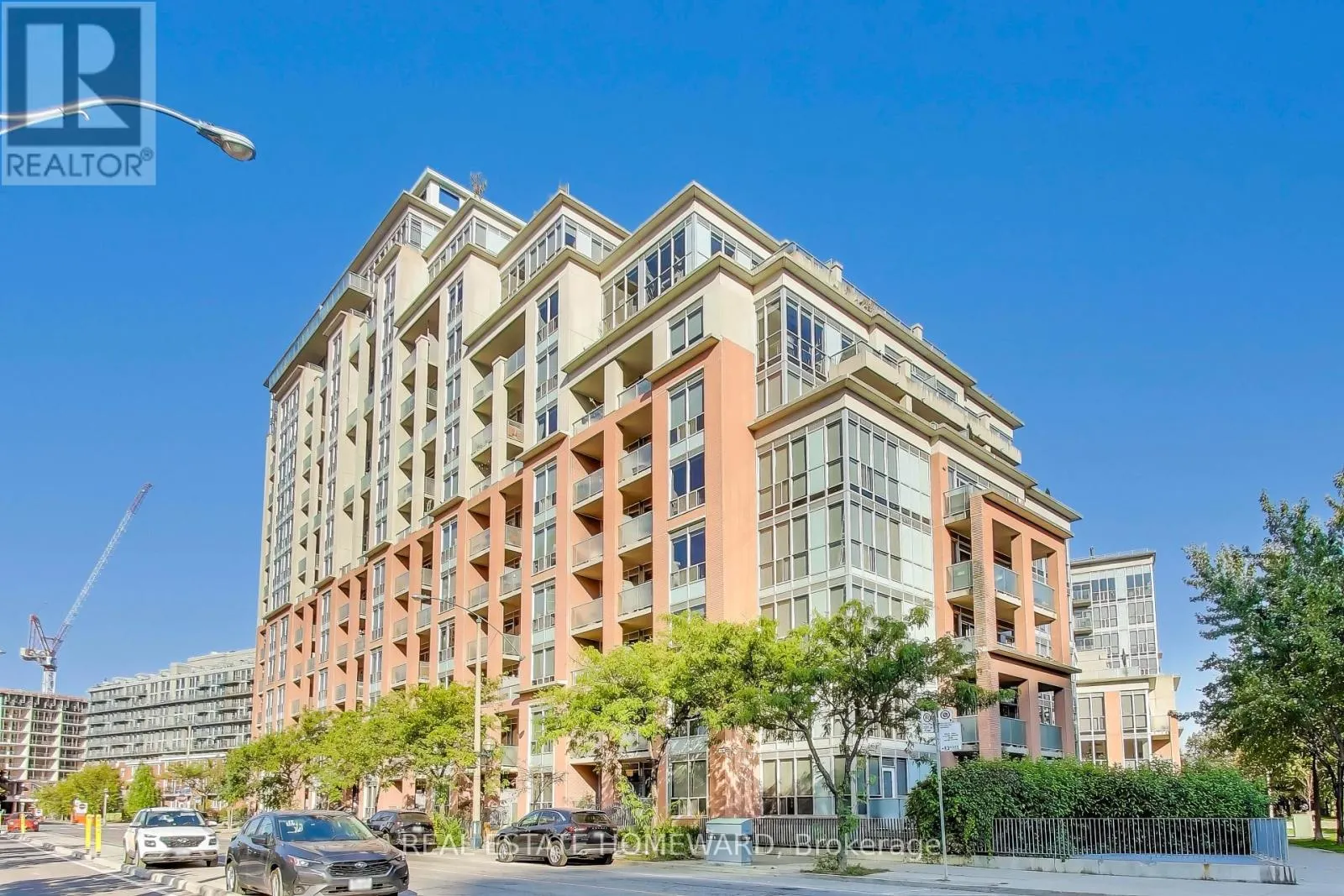 1201 - 1 SHAW STREET