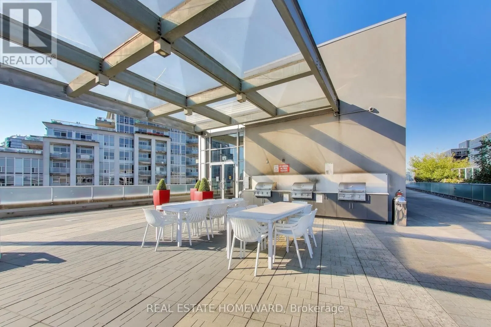 1201 - 1 SHAW STREET