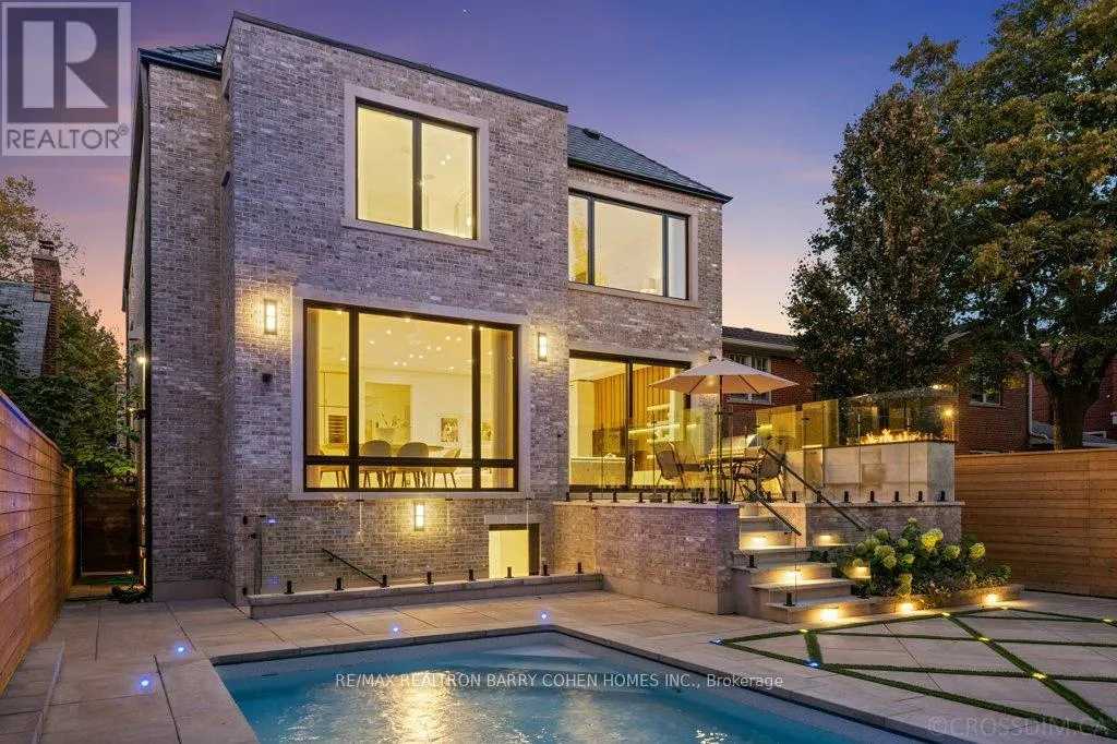 50 DANESWOOD ROAD W