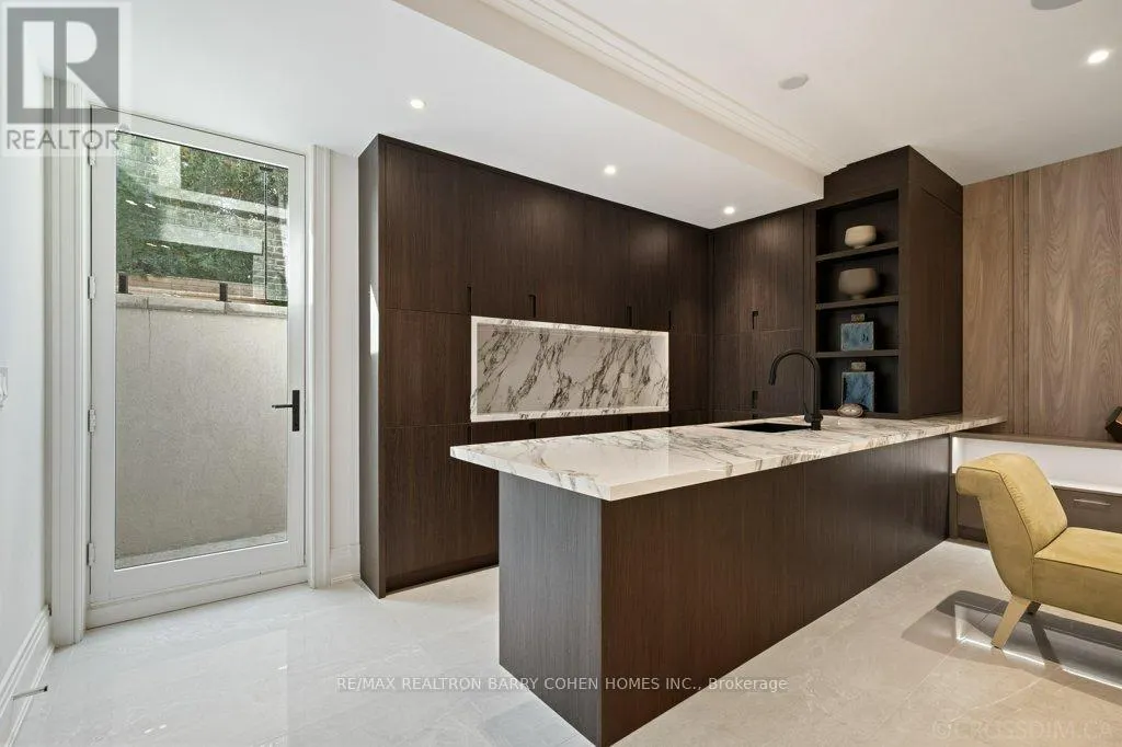 50 DANESWOOD ROAD W