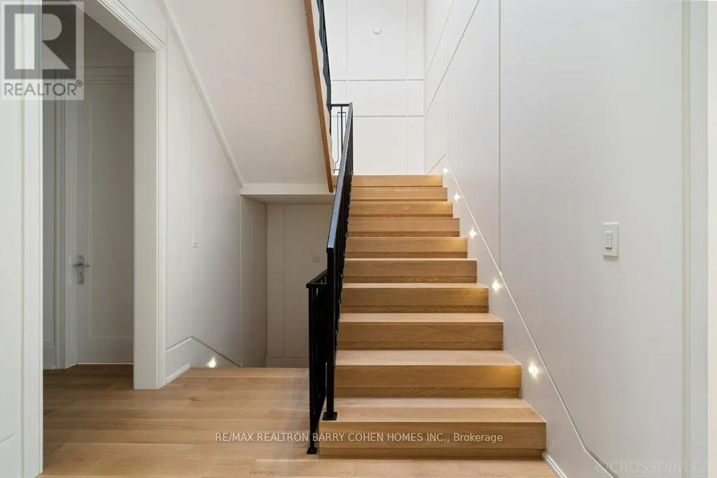 50 DANESWOOD ROAD W
