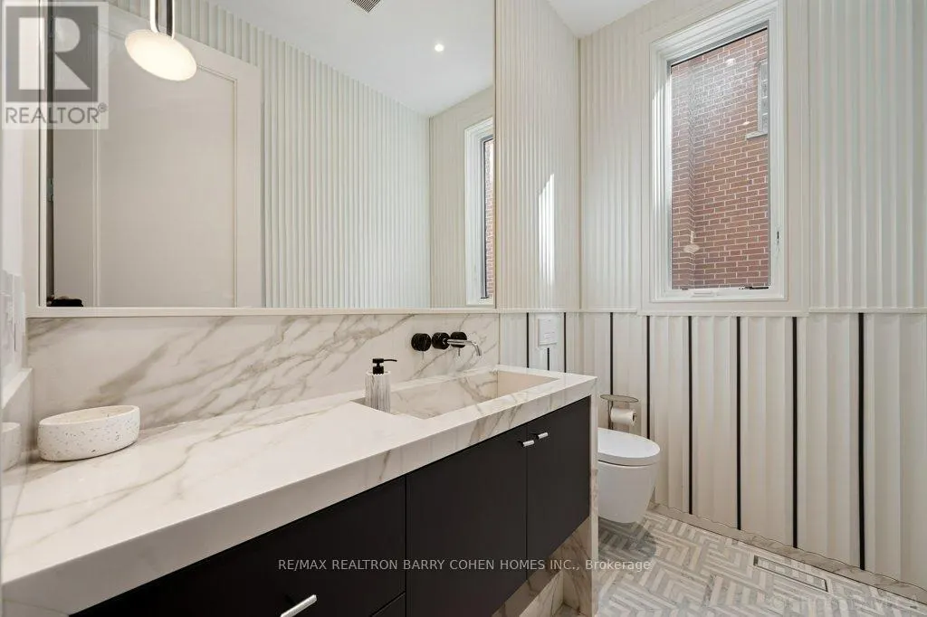 50 DANESWOOD ROAD W