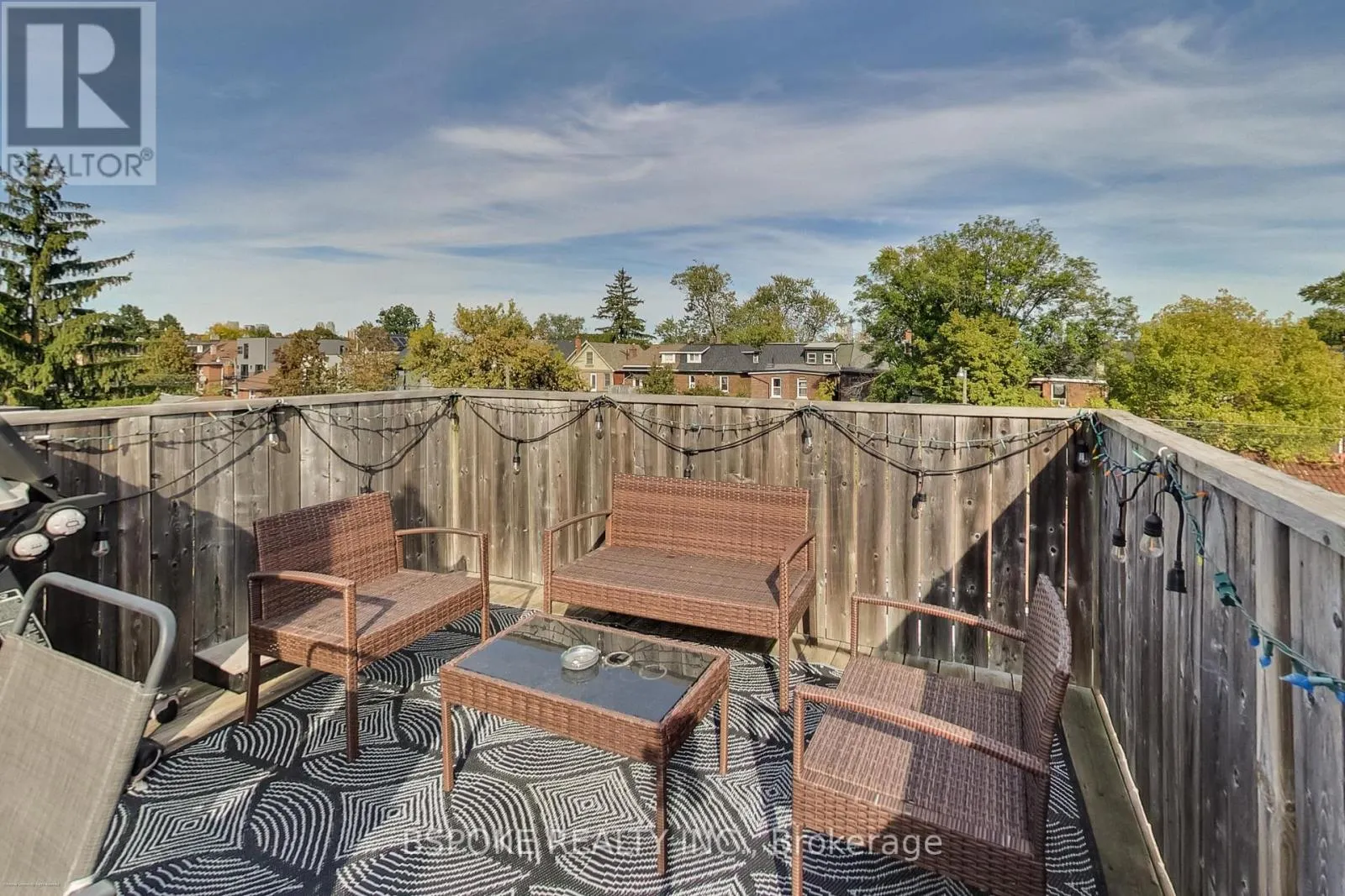 641 OSSINGTON AVENUE