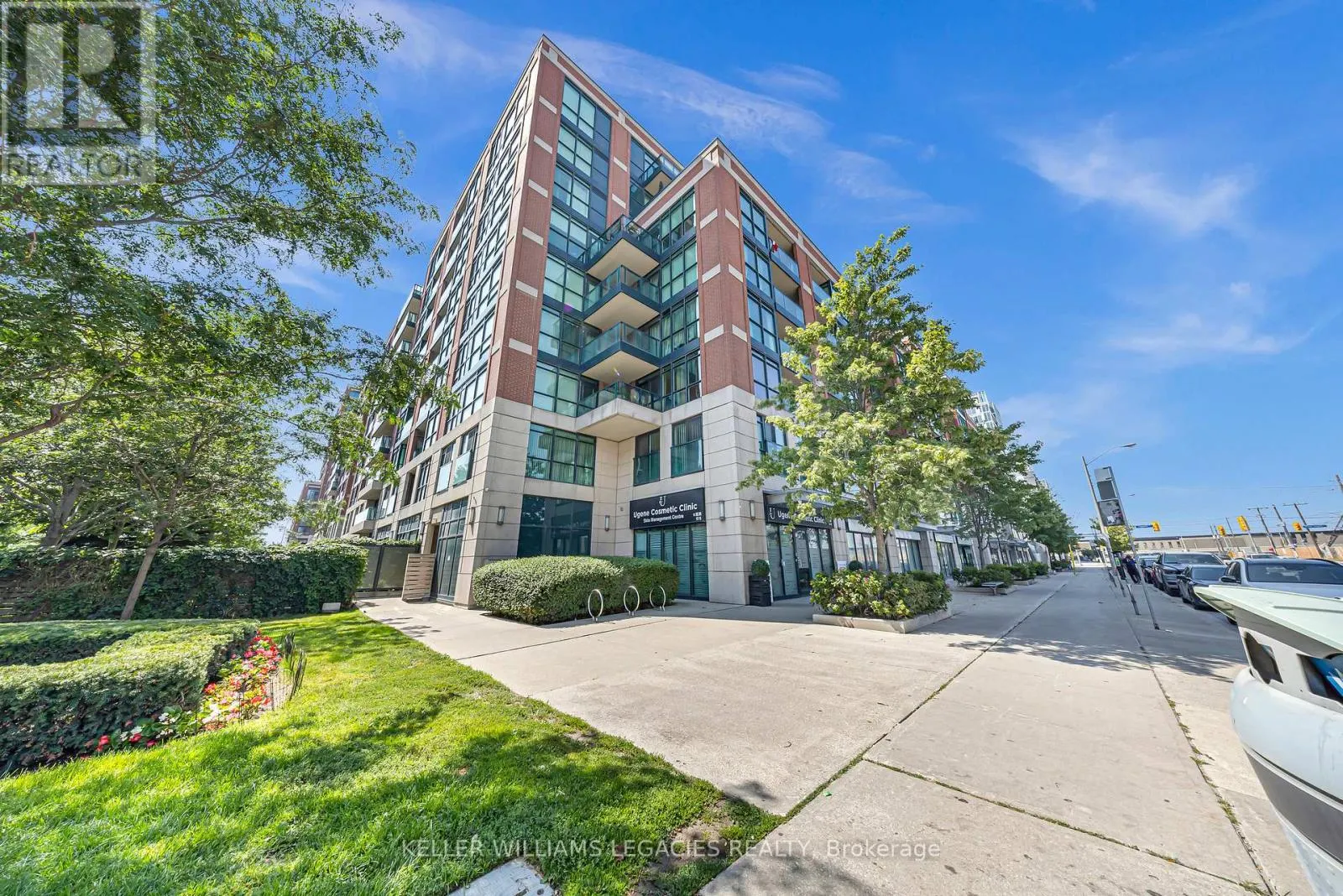 646 - 525 WILSON AVENUE