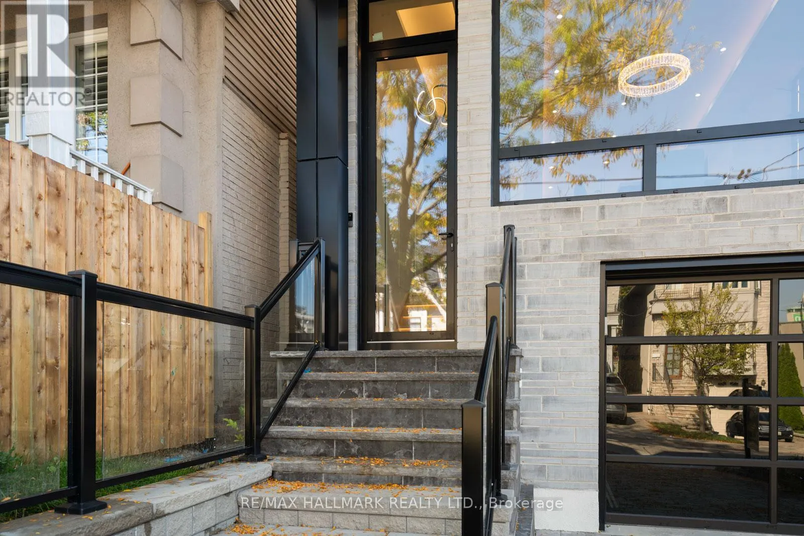 359 CRANBROOKE AVENUE