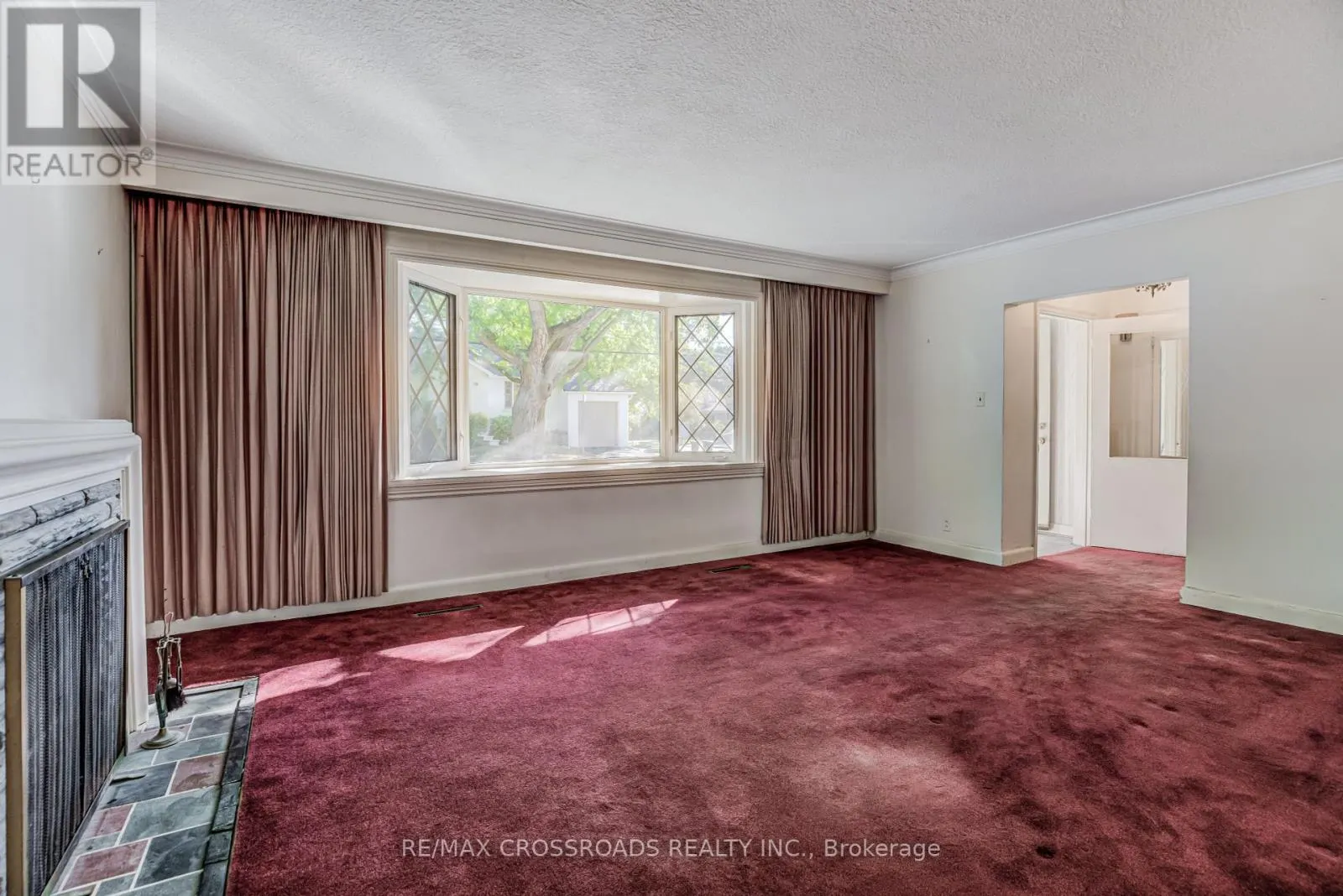 156 FLORENCE AVENUE