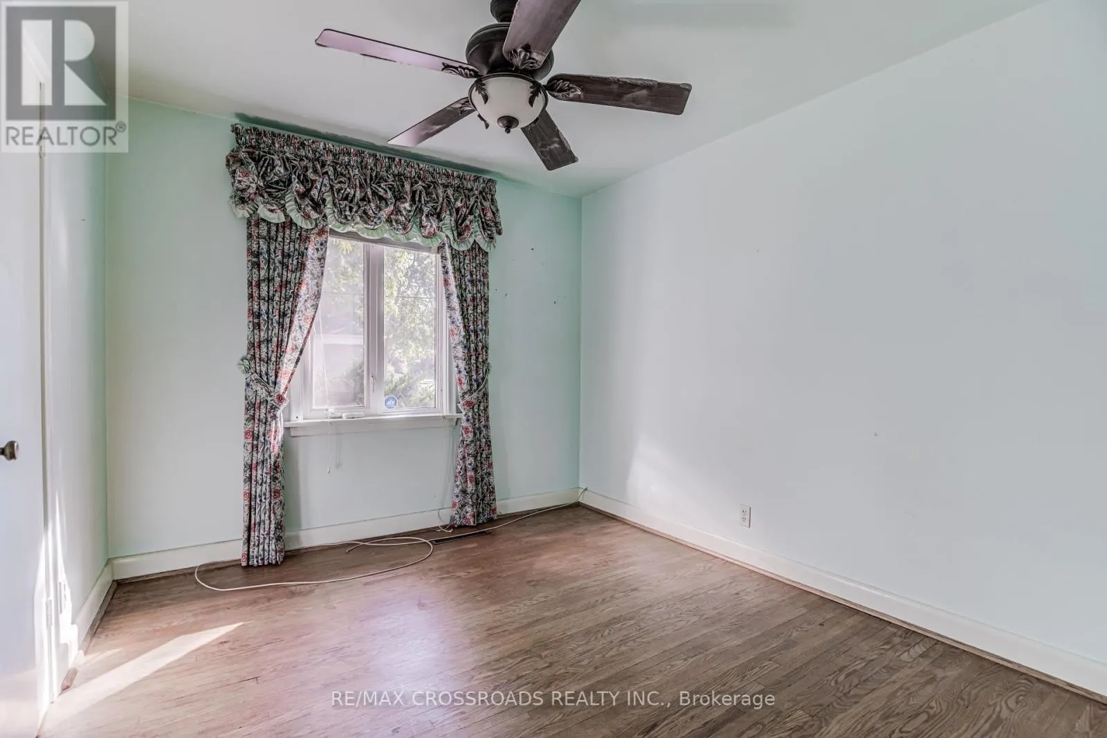156 FLORENCE AVENUE