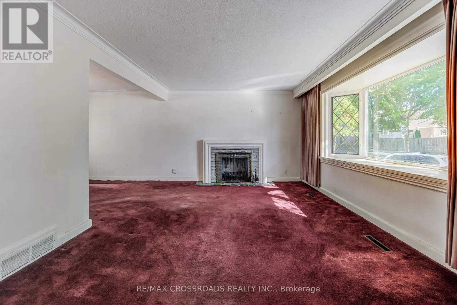 156 FLORENCE AVENUE