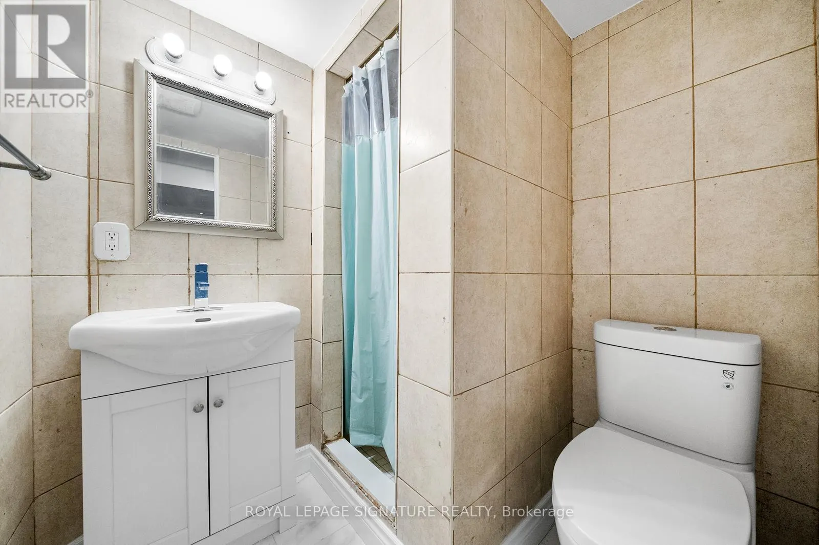 MAIN - 17 PLEASANT AVENUE