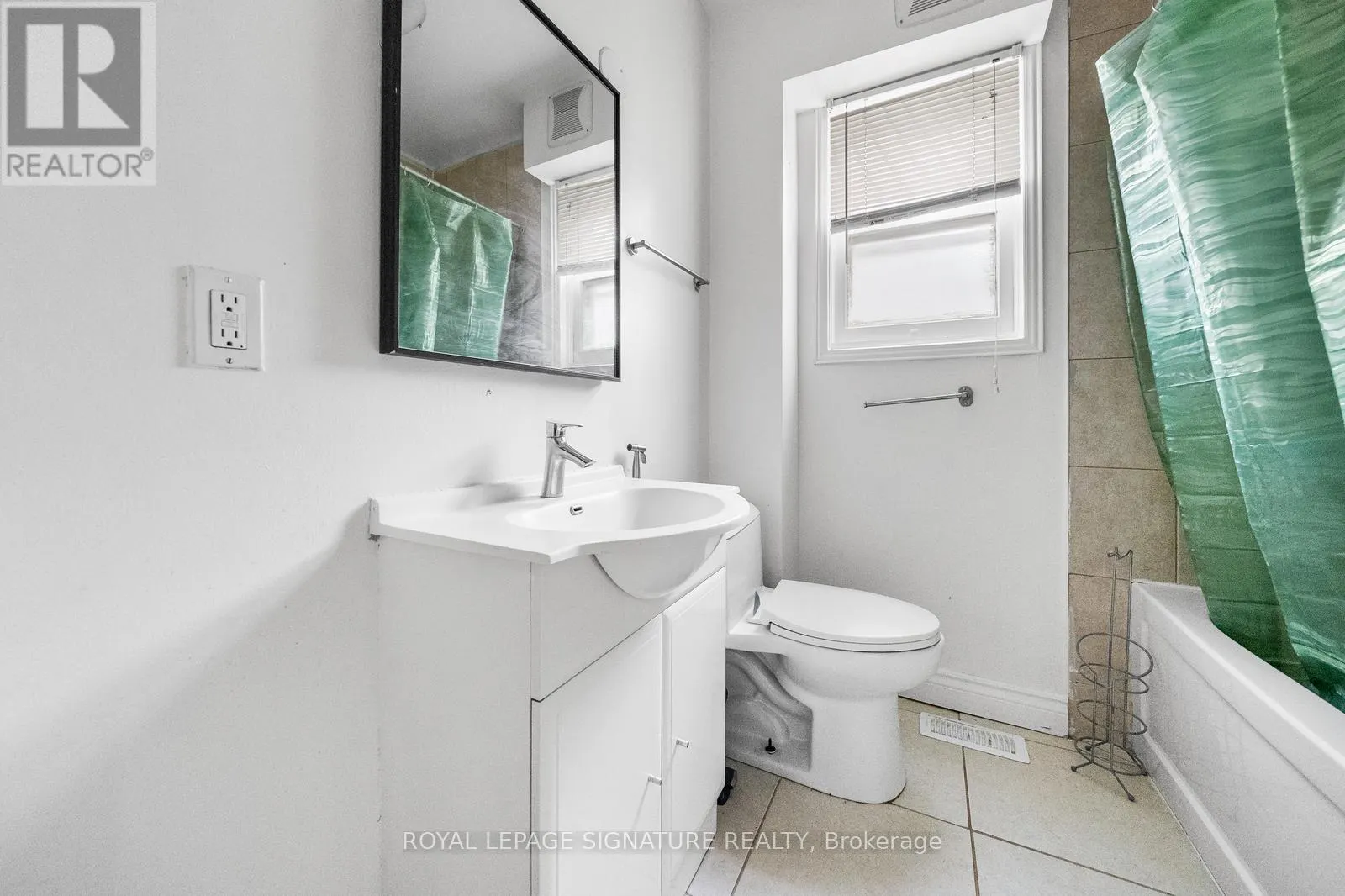 MAIN - 17 PLEASANT AVENUE