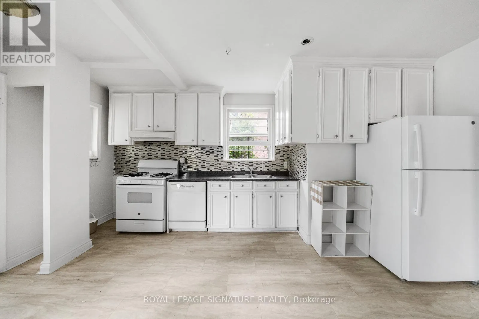 MAIN - 17 PLEASANT AVENUE
