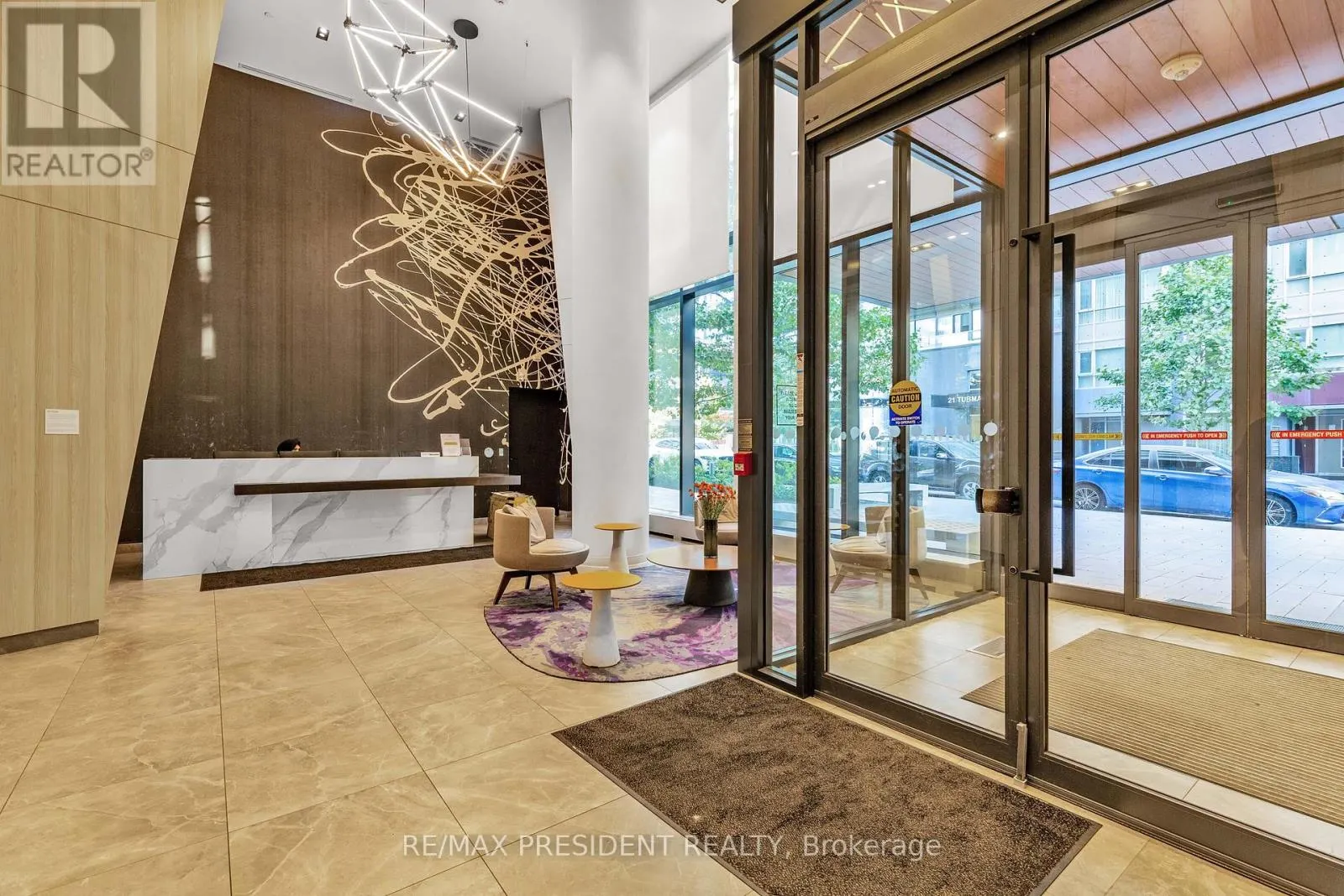 2401 - 20 TUBMAN AVENUE